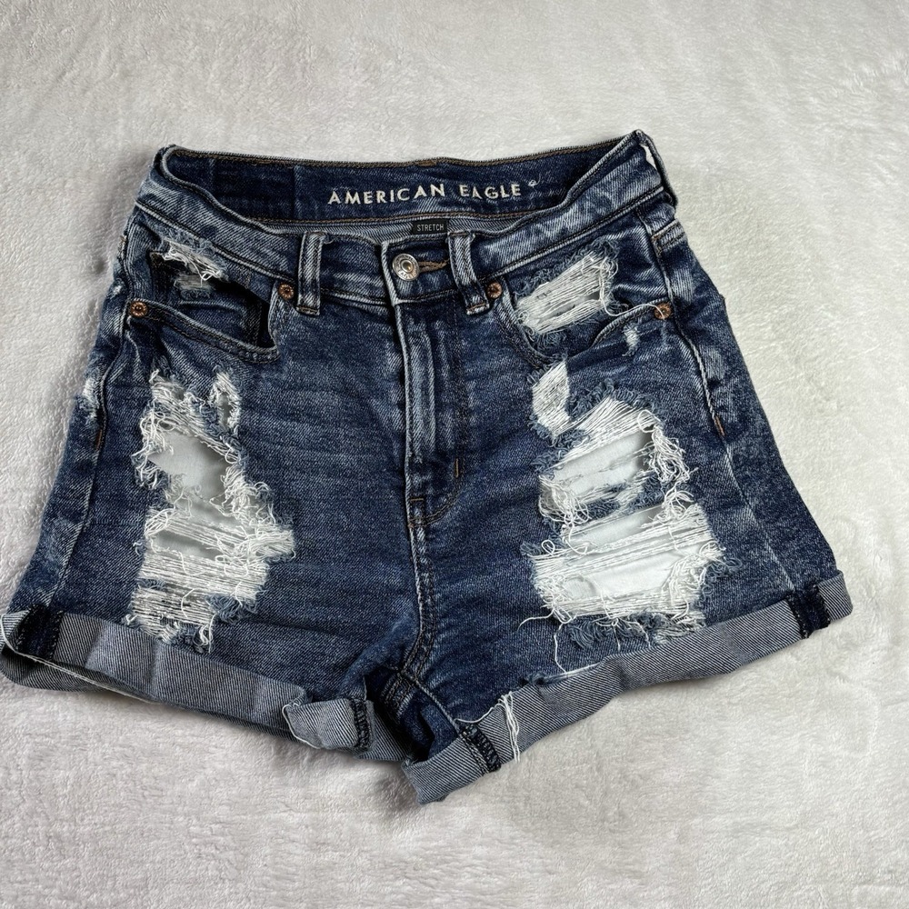 AMERICAN EAGLE Women's SHORTS size 00 Mom Short distressed cuff Stretch